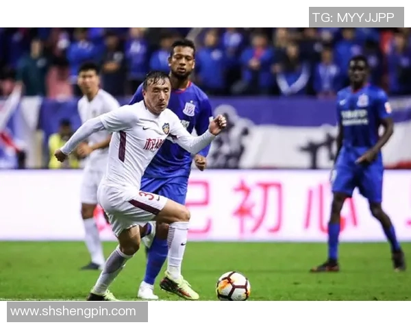 申花与权健的巅峰对决精彩回顾及赛后分析全景呈现 申花与权健的巅峰对决精彩回顾及赛后分析全景呈现